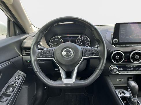 Used 2022 Nissan Sentra SV w/ All-Weather Package FWD image 12