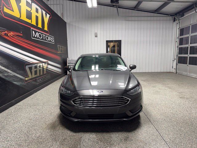 Used 2017 Ford Fusion SE w/ Fusion SE Technology Package FWD image 16