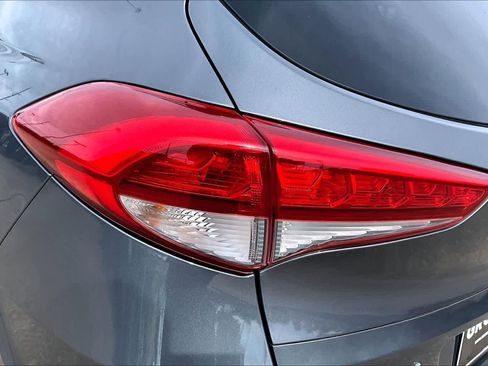 Used 2017 Hyundai Tucson Limited w/ Limited Ultimate Package 03 FWD image 29