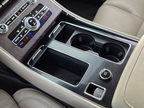 Used 2023 Lincoln Aviator Reserve w/ Equipment Group 201A image 22