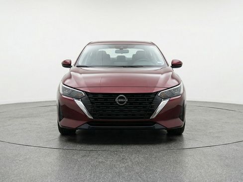 Used 2025 Nissan Sentra SV FWD image 2