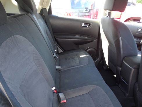 Used 2013 Nissan Rogue S image 20