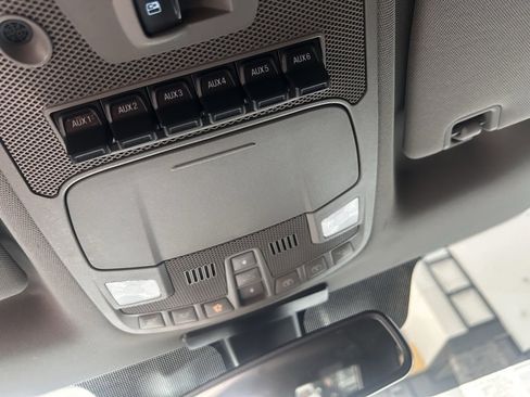 Used 2019 Ford F250 Lariat w/ Lariat Ultimate Package image 16