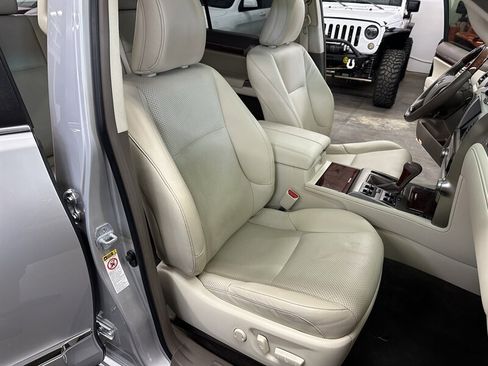Used 2012 Lexus GX 460 Premium AWD/4WD image 28