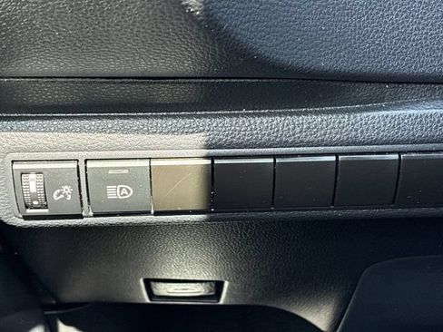 Used 2024 Toyota Corolla SE FWD image 27