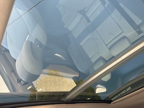 New 2026 Genesis Electrified GV70 image 34