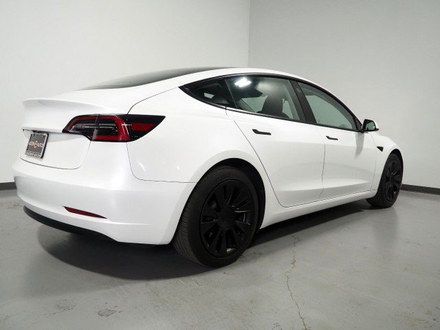 Used 2023 Tesla Model 3 RWD image 7