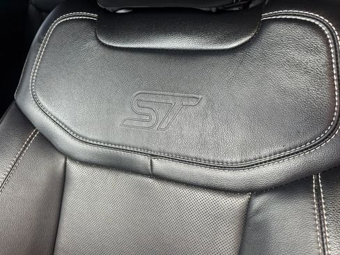 Used 2021 Ford Explorer ST w/ Equipment Group 401A image 24