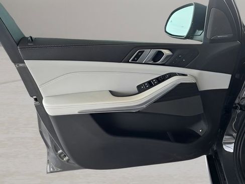 Used 2024 BMW X5 xDrive50e w/ Premium Package image 19