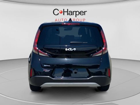 Certified 2023 Kia Soul LX FWD image 4