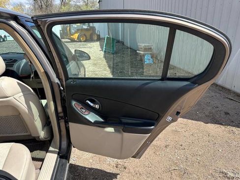 Used 2007 Chevrolet Malibu LTZ FWD image 27