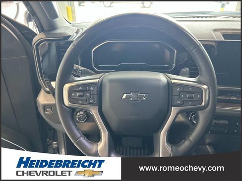 Used 2023 Chevrolet Silverado 1500 RST w/ Convenience Package II AWD/4WD image 18