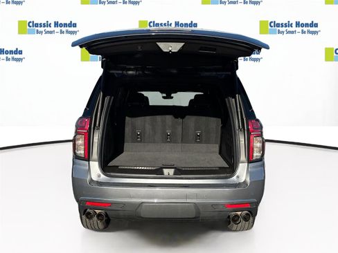 Used 2021 Chevrolet Suburban High Country image 32