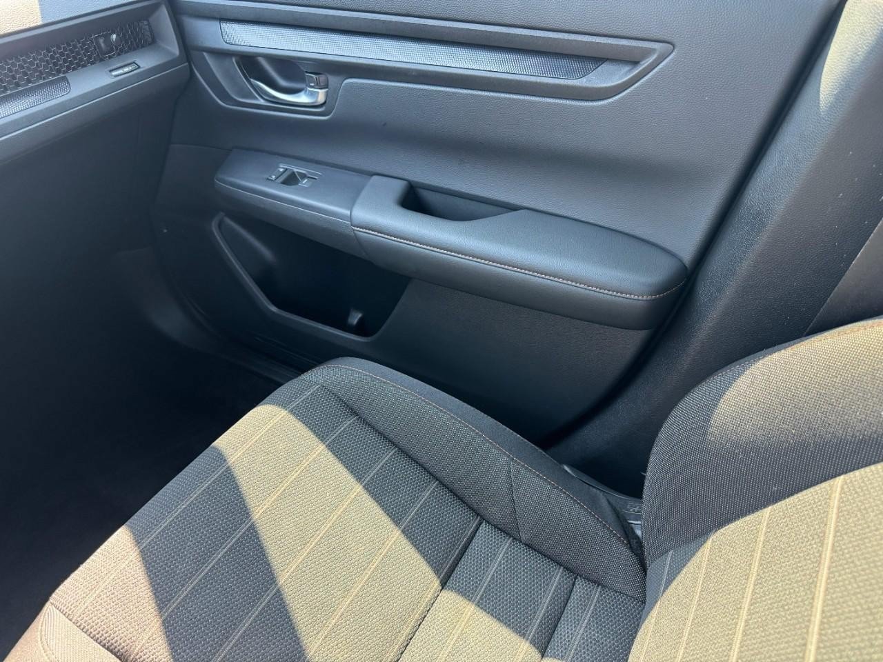 Used 2023 Honda CR-V Sport image 18