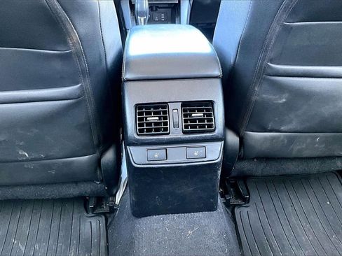 Used 2016 Subaru Outback 2.5i Limited image 20