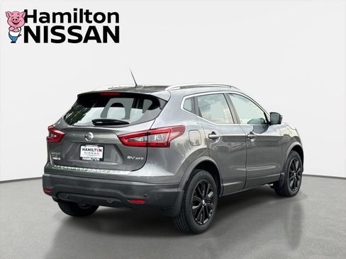 Used 2022 Nissan Rogue Sport SV w/ Technology Package AWD/4WD image 2