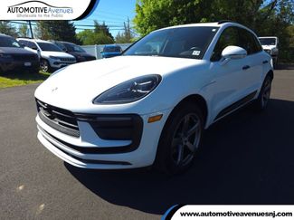 Used 2023 Porsche Macan Turbo AWD/4WD video 1