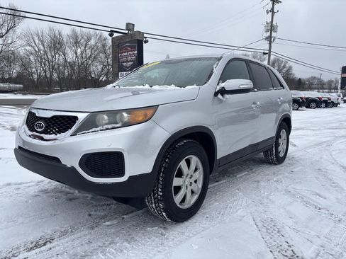 Used 2011 Kia Sorento 2WD image 1