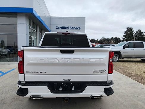 Used 2024 Chevrolet Silverado 1500 High Country w/ Technology Package image 6