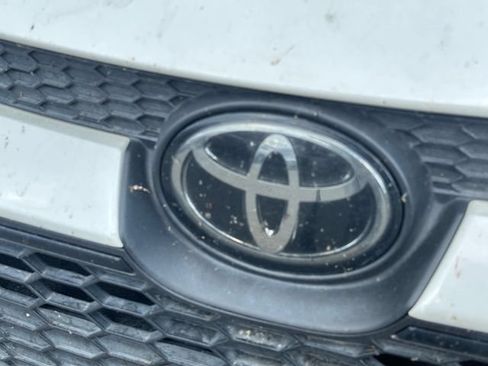 Certified 2021 Toyota Corolla LE FWD image 9