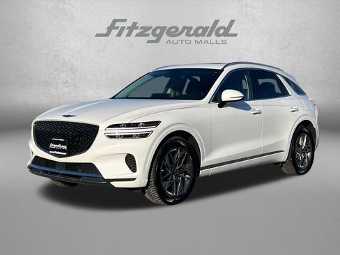 Used 2023 Genesis GV70 2.5T w/ Select Package AWD/4WD image 2