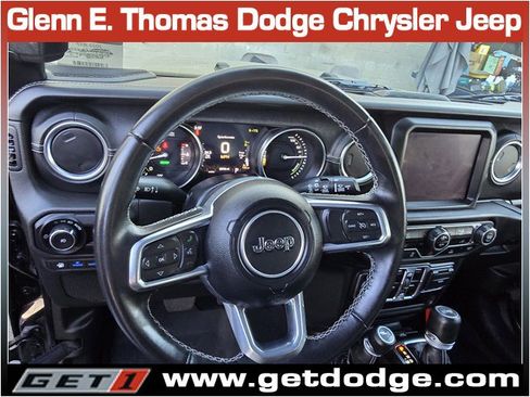 Used 2022 Jeep Wrangler Unlimited Sahara image 20