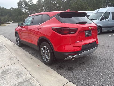 Used 2023 Chevrolet Blazer LT image 6