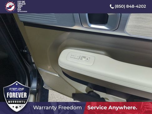 Used 2024 Hyundai Santa Fe Calligraphy FWD image 40