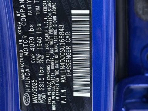 Used 2025 Hyundai Elantra Limited image 29