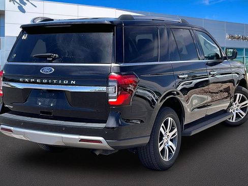 Used 2024 Ford Expedition Limited RWD image 2