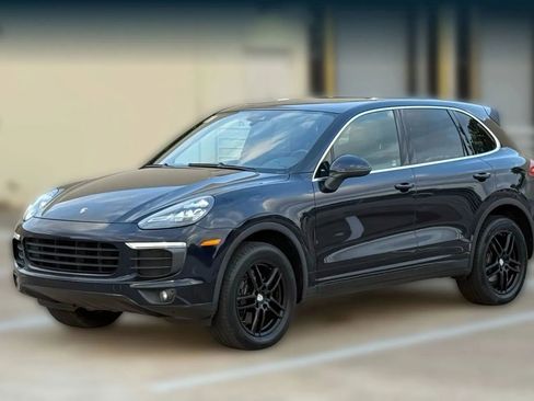 Used 2016 Porsche Cayenne AWD/4WD image 3