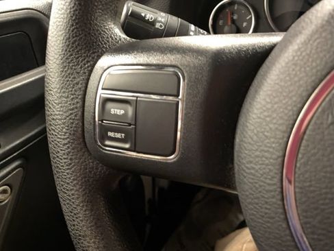 Used 2017 Jeep Wrangler Sport AWD/4WD image 27