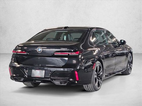 New 2025 BMW 760i xDrive image 5