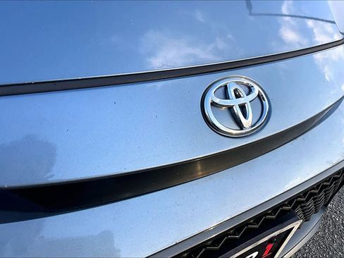 Used 2020 Toyota Corolla SE image 28