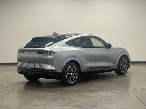 Used 2022 Ford Mustang Mach-E GT image 8