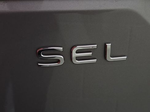 Used 2024 Volkswagen Atlas SEL Premium R-Line AWD/4WD image 12