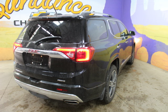 Used 2017 GMC Acadia Denali AWD/4WD image 8