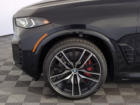 New 2026 BMW X5 M60i w/ Climate Comfort Package image 9