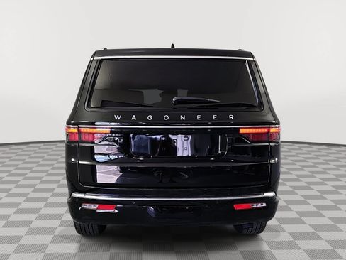Used 2025 Jeep Wagoneer 4WD image 7