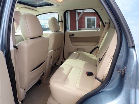 Used 2011 Ford Escape XLT w/ 203A Rapid Spec Order Code AWD/4WD image 9
