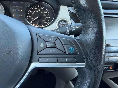 Used 2019 Nissan Rogue Sport SV w/ Technology Package image 32