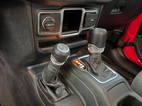 Used 2024 Jeep Wrangler Sport image 22