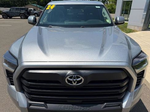 Used 2024 Toyota Tundra SR5 w/ SR5 Premium Package AWD/4WD image 5