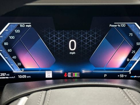 Used 2024 BMW X5 xDrive40i w/ Parking Assistance Package image 25