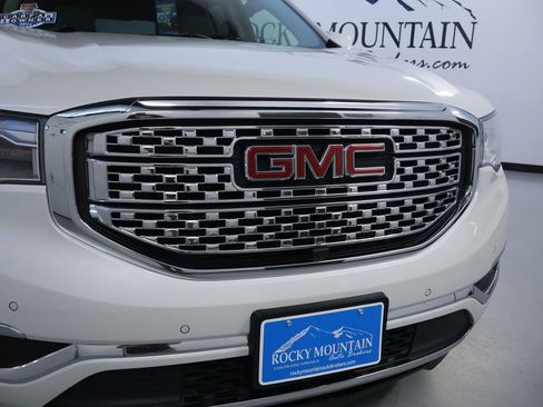 Used 2019 GMC Acadia Denali w/ Technology Package image 9
