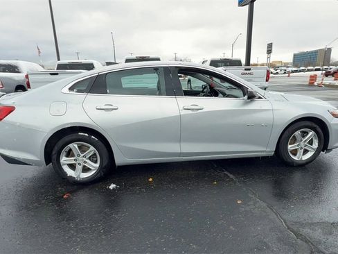 Used 2021 Chevrolet Malibu LS image 9