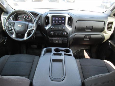 Used 2021 Chevrolet Silverado 3500 LT image 11