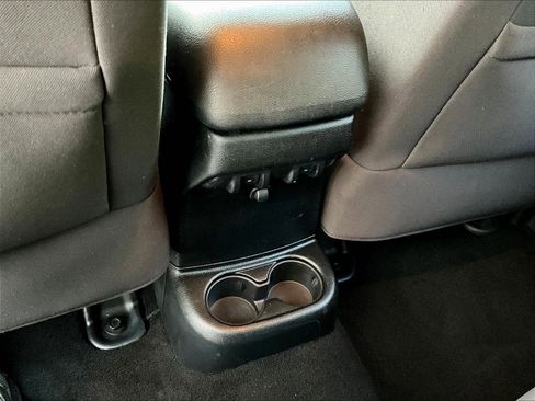 Used 2013 Jeep Wrangler Unlimited Sport AWD/4WD image 10