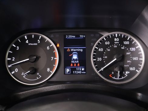 Used 2024 Nissan Sentra S image 4