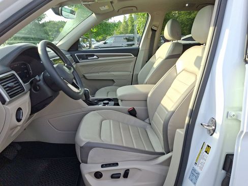 Used 2021 Volkswagen Atlas SEL Premium image 15